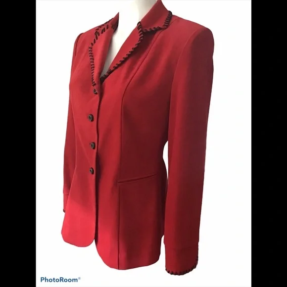 Amanda Smith Jacket - Picture 4 of 9